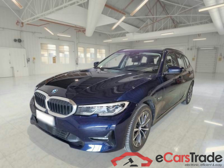 BMW SERIE 3 / 2018 / 5P / STATION WAGON 330E XDRIVE BUSINESS ADVAN. TOURING AUTO #1