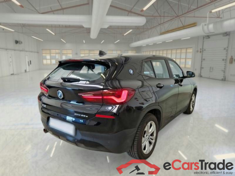BMW X2 / 2017 / 5P / SUV XDRIVE 25E BUSINESS X AUTOMATICO #2