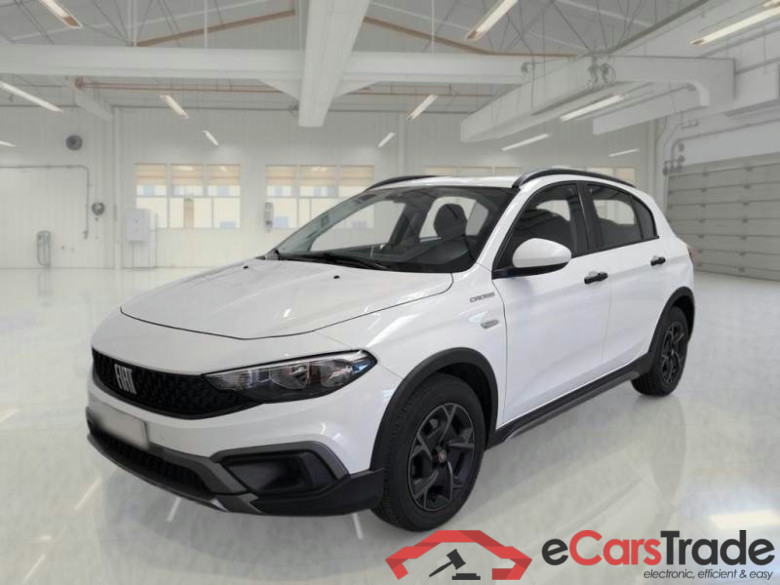 FIAT TIPO / 2020 / 5P / BERLINA 1.6 MJT 130CV SeS CITY CROSS #1