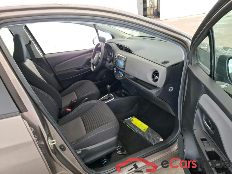 TOYOTA Yaris Hybride / 2017 / 5P / Berline 1.5 VVT-I HYBRID France Business #6