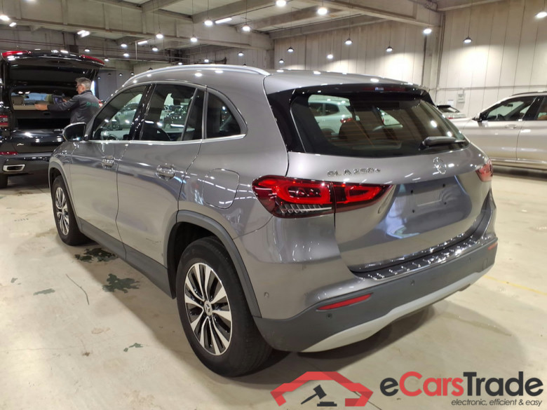 MERCEDES-BENZ GLA 1.3 GLA 250 E DCT BUSINESS SOLUTION #2