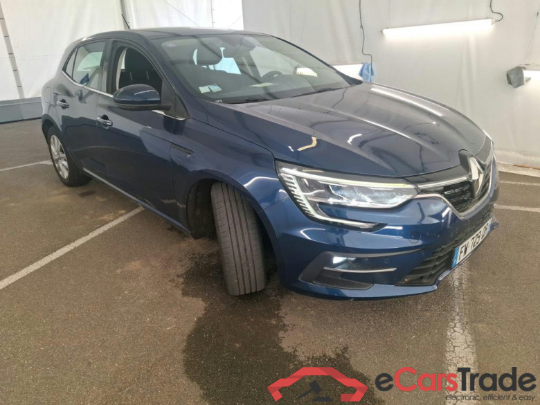 RENAULT Mégane Berline / 2020 / 5P / Berline Business TCe 140 EDC FAP #4