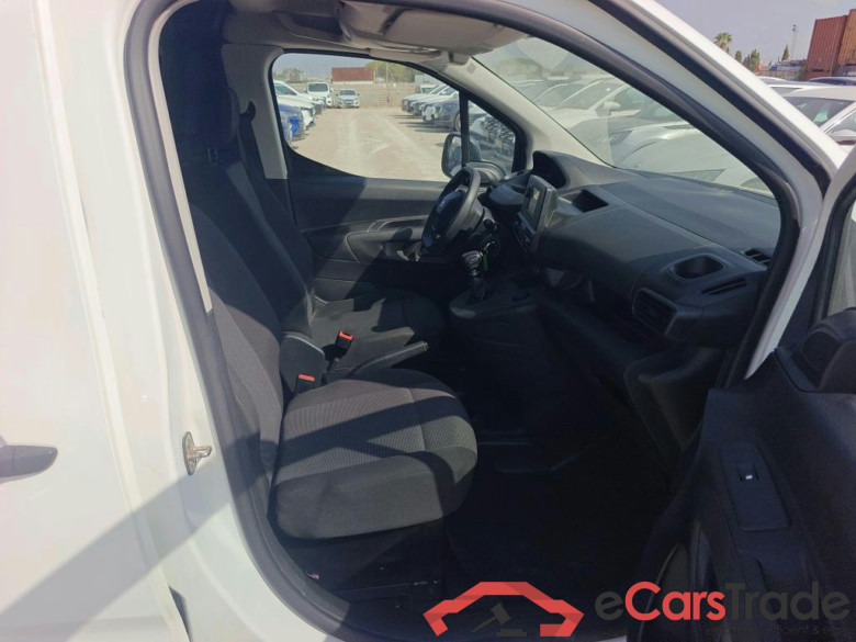 PEUGEOT Partner / 2018 / 3P / furgón derivado de turismo Pro Standard 600kg BlueHDi 73kW #6