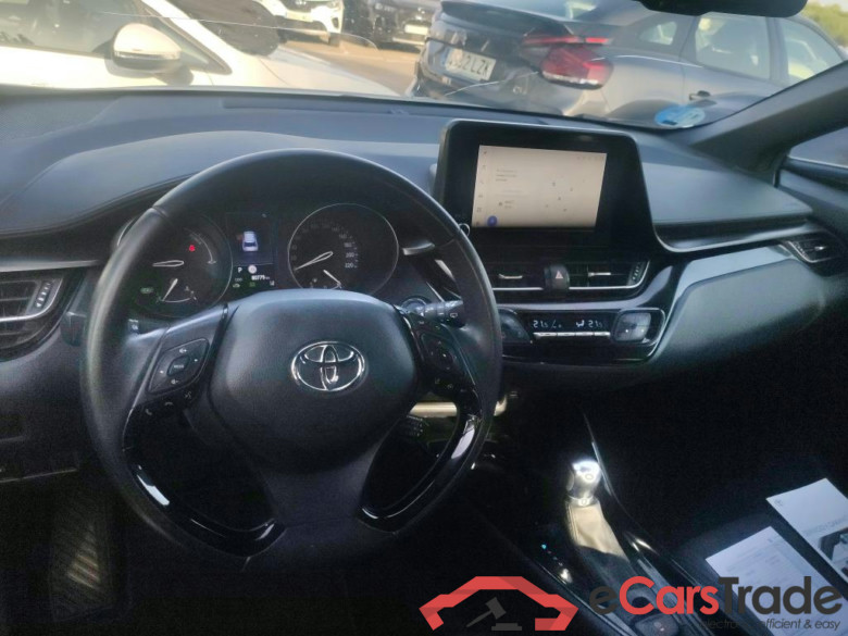 TOYOTA C-HR / 2019 / 5P / todoterreno 1.8 125H Advance #3