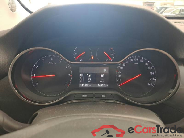 OPEL CROSSLAND X / 2017 / 5P / CROSSOVER 1.5 DIESEL 120CV INNOVATION SeS AT6 #4