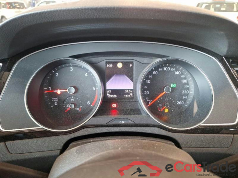 VOLKSWAGEN PASSAT / 2019 / 5P / STATION WAGON VAR. 2.0TDI SCR EVO 110KW BUSINESS DSG #4