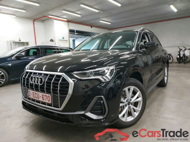 AUDI - AUD Q3 TFSI 245PK e S-Tronic S Line Pack Platinum * HYBRID * #1