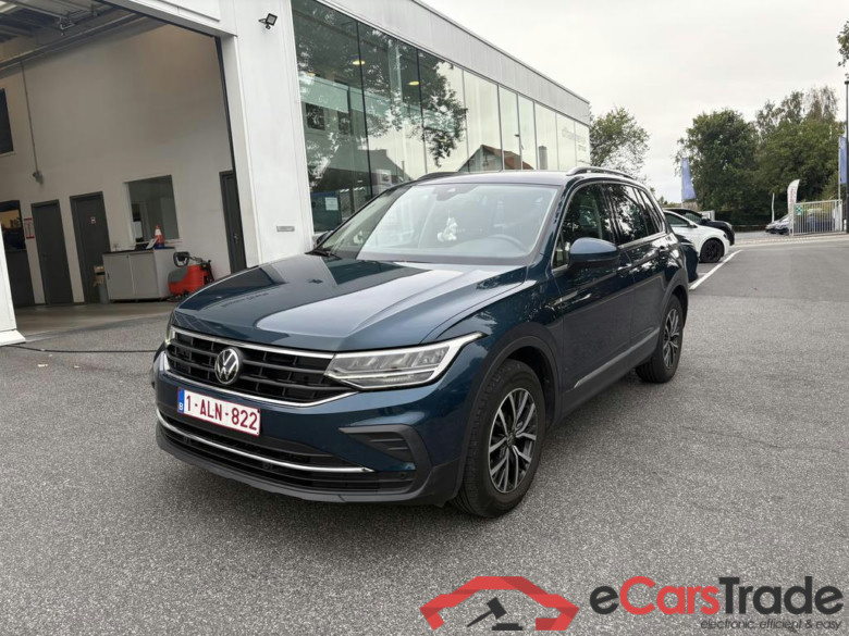 VOLKSWAGEN Tiguan Tiguan Life Business 1.5 TSI 110 kW (150 ch) 7 vitesses DSG #1