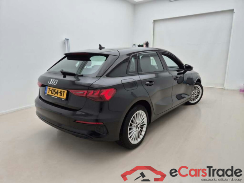 AUDI A3 Sportback 30 TFSI Advanced ed. S-Tronic #2