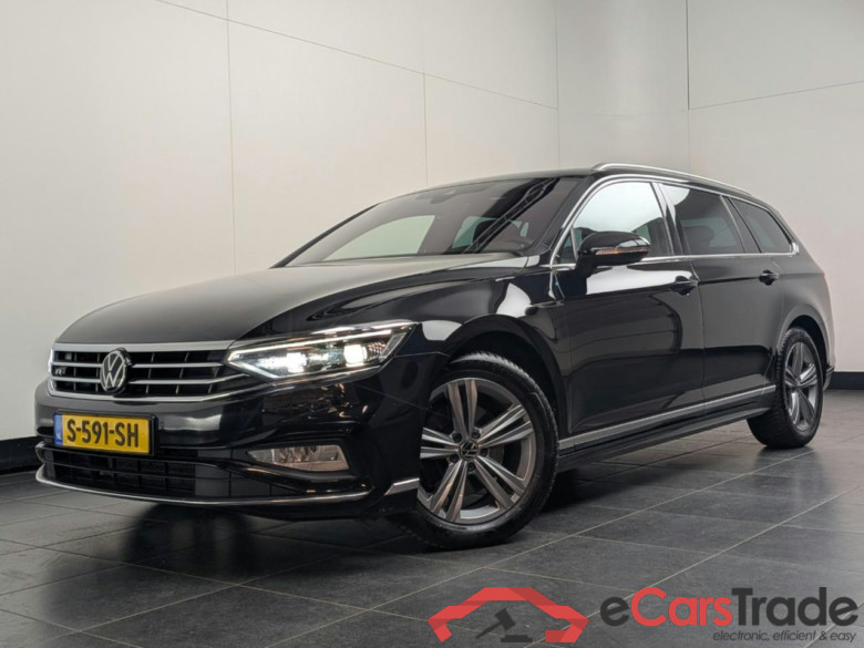 VOLKSWAGEN PASSAT VARIANT 1.5 TSI R-Line Bns+