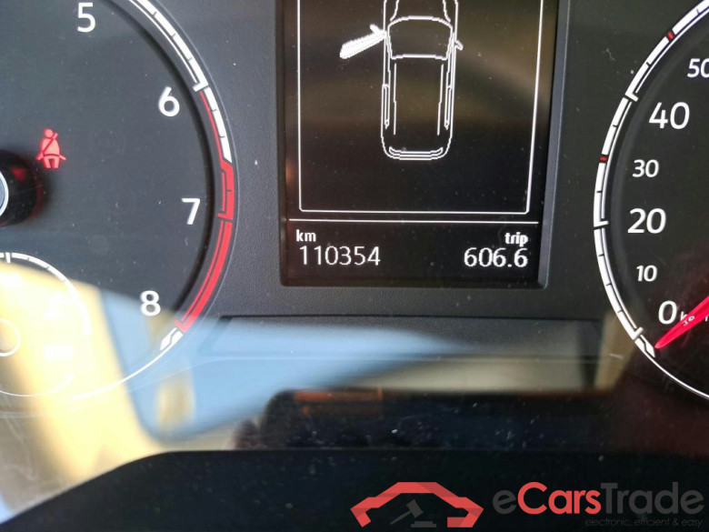 VOLKSWAGEN T-Cross / 2018 / 5P / todoterreno Advance 1.0 TSI 85kW (115CV) DSG (AC) #5