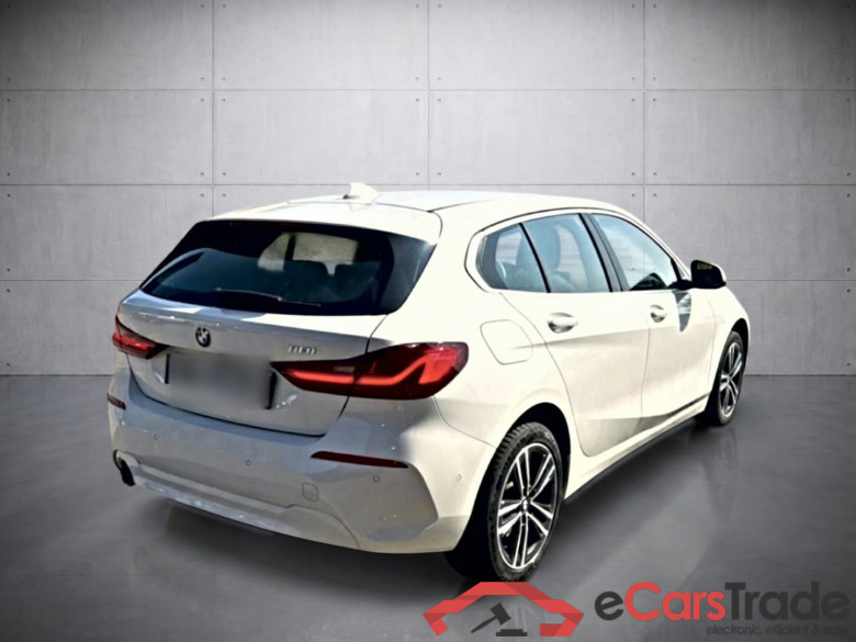 BMW 1 Serie Business Design (F40) 118iA 136 DKG7 #5