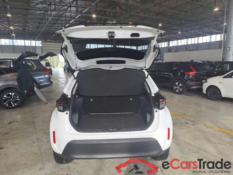 TOYOTA YARIS CROSS / 2021 / 5P / SUV 1.5H (116 CV) E-CVT BUSINESS #5