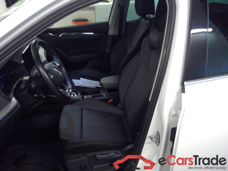 Oct.Combi TSI PHEV 204 Sty.Aut #5