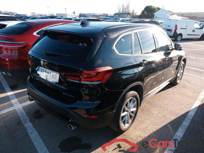 BMW X1 / 2019 / 5P / todoterreno sDrive18dA Corporate #2