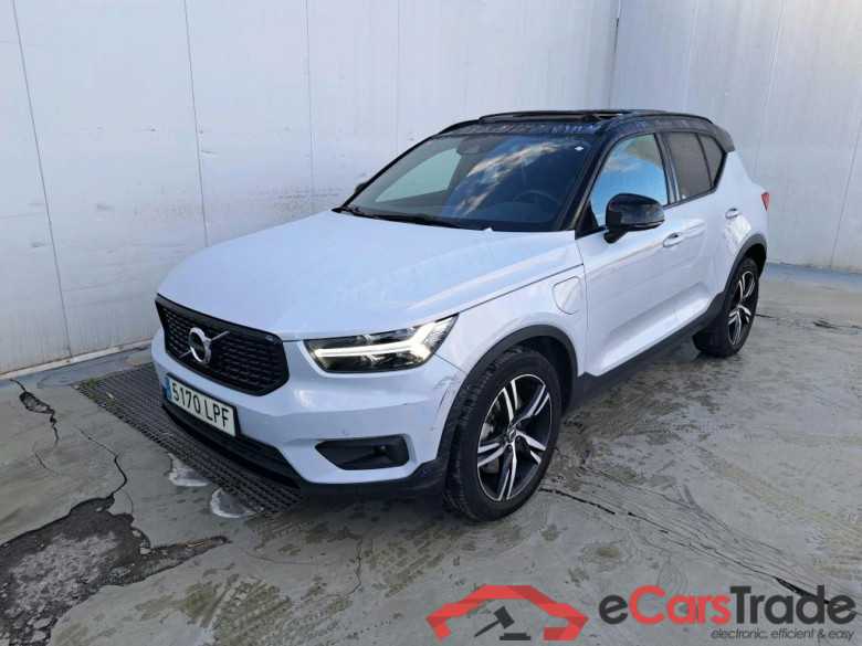 VOLVO XC40 / 2017 / 5P / todoterreno 1.5 T4 Twin Recharge R-Design Auto #1