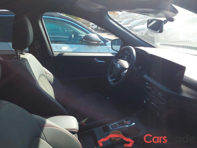 FORD KUGA 2.5 PP A 2.5 PHEV 243cv Automático St Line X #3