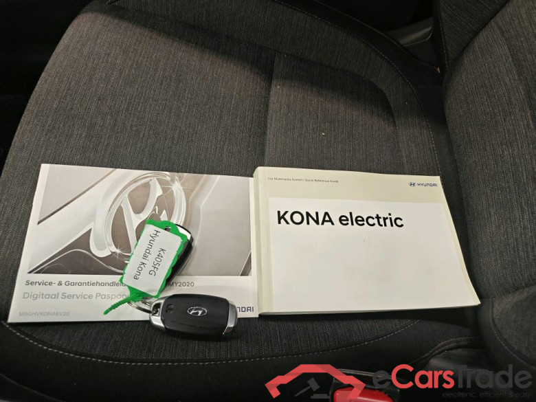 Hyundai KONA Comfort Electric 64 kWh 5d #4