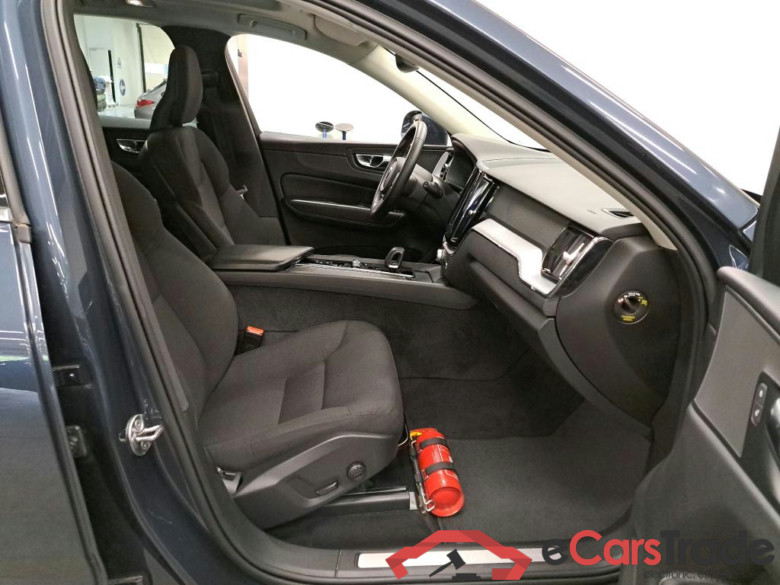 Volvo XC60 2.0 T6 Plug-In Hybrid AWD Inscription Aut. Pano LED Virtual ACC Navi KeylessGo Klima PDC ... #4
