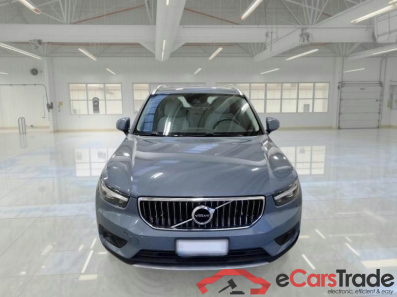 VOLVO XC40 / 2017 / 5P / SUV T5 PLUG-IN HYBRID AUTO RECH INSCRIP EXPR #6