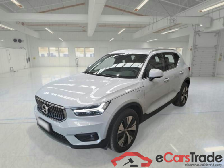 VOLVO XC40 / 2017 / 5P / SUV T4 Plug-in Hybrid auto Rech Inscrip Expr