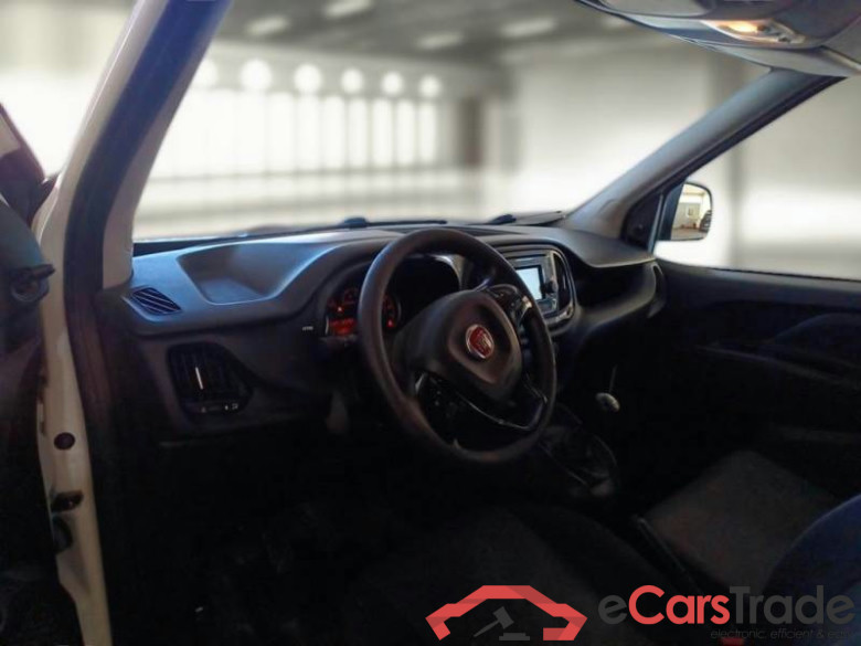 FIAT DOBLÒ CARGO / 2014 / 4P / VETT. FURGONATA CH1 LOUNGE 1.3 MJET 95CV E6D SeS #3