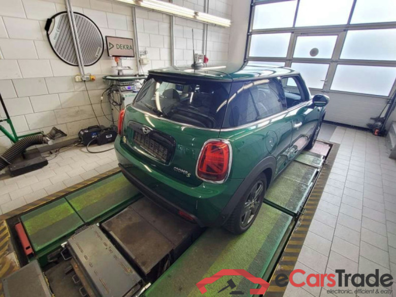 MINI Mini 3-trg. (F56)(2013->) DE - LimS3 SE, Cooper SE Classic Trim, (Facelift 2) 2021 - 2024 #3