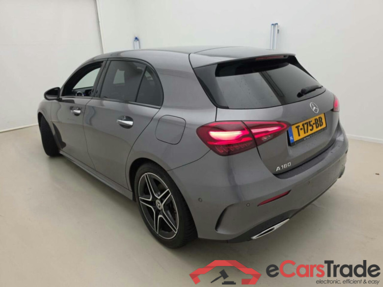 MERCEDES-BENZ A-klasse 180 AMG Line AUT. #5