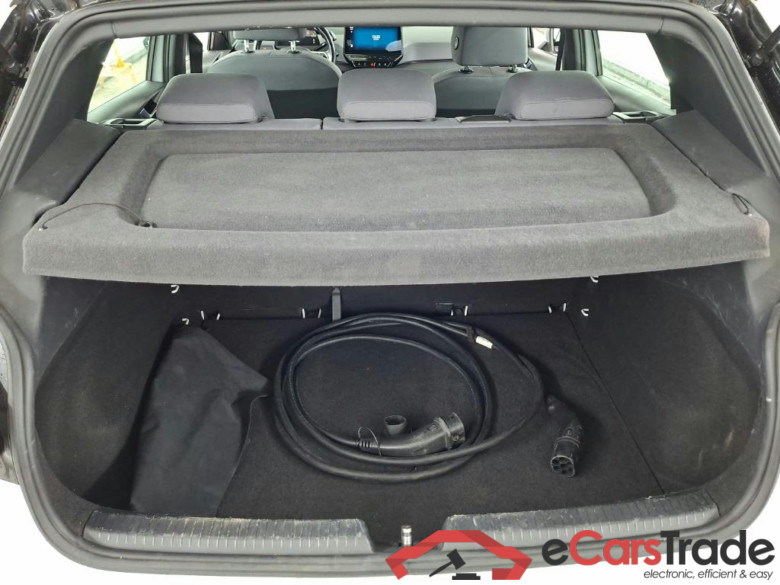 VOLKSWAGEN ID.3 58kWh 107kW Life auto 5D #5