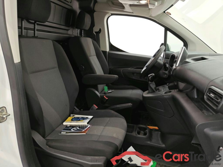 Opel Combo L1H1 1.5D 75kW S/S Edition 2.4T 4d #3
