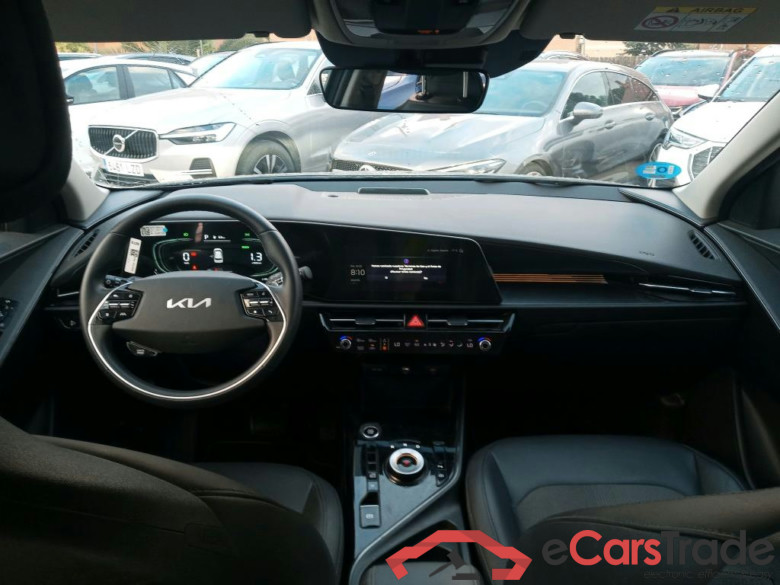 KIA Niro / 2022 / 5P / crossover 1.6 GDi PHEV 135kW (183CV) Drive #3