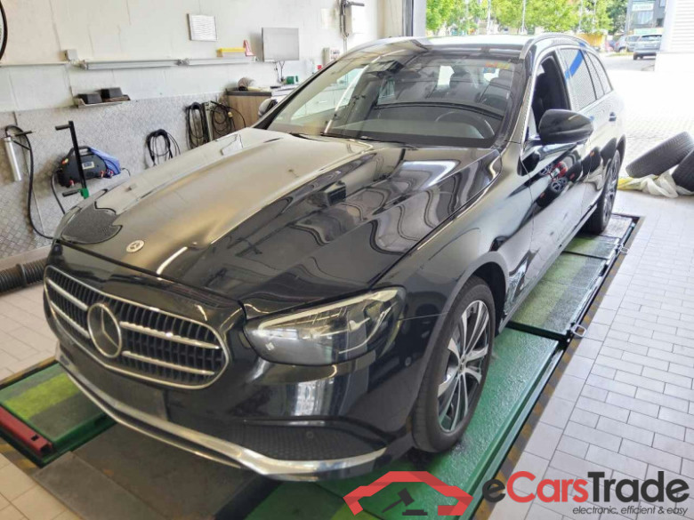 Mercedes-Benz E T-Modell (BM 213)(06.2016->) DE - Kb5 E 300 de EU6d, 4Matic Avantgarde, (Facelift) 2020 - 2023 #1