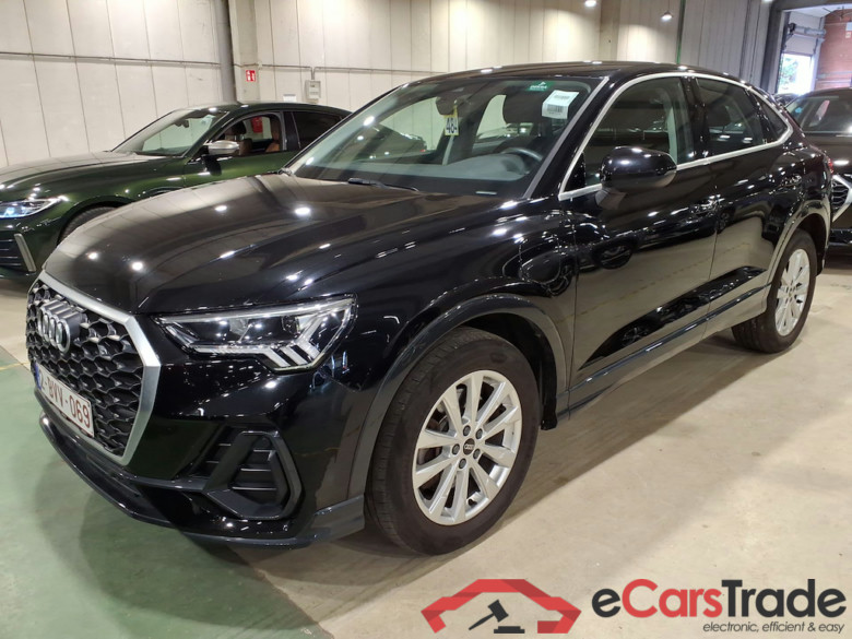 AUDI Q3 Sportback 1.4 45 TFSI E S TRONIC #1