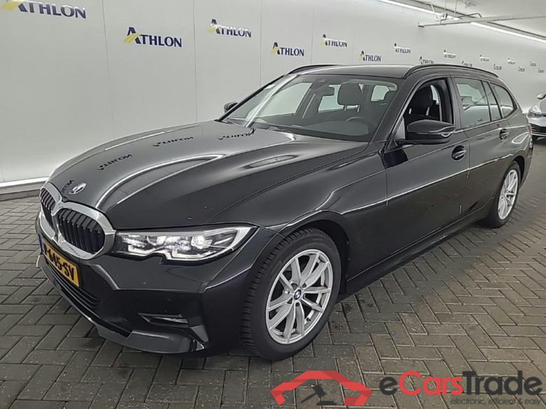 BMW 3-serie Touring 320iA Business Edition 5D 135kW #1