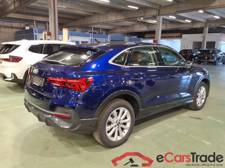 AUDI Q3 Sportback 1.4 45 TFSI E S TRONIC #4