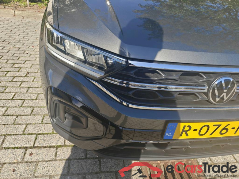 VOLKSWAGEN T-Roc 81 kW #4