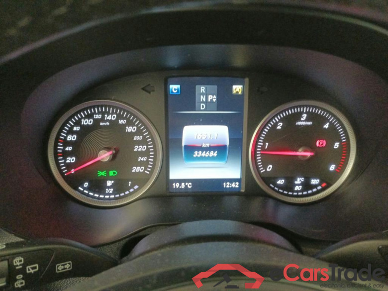 MERCEDES-BENZ Clase GLC / 2015 / 5P / todoterreno GLC 220 d 4MATIC #4