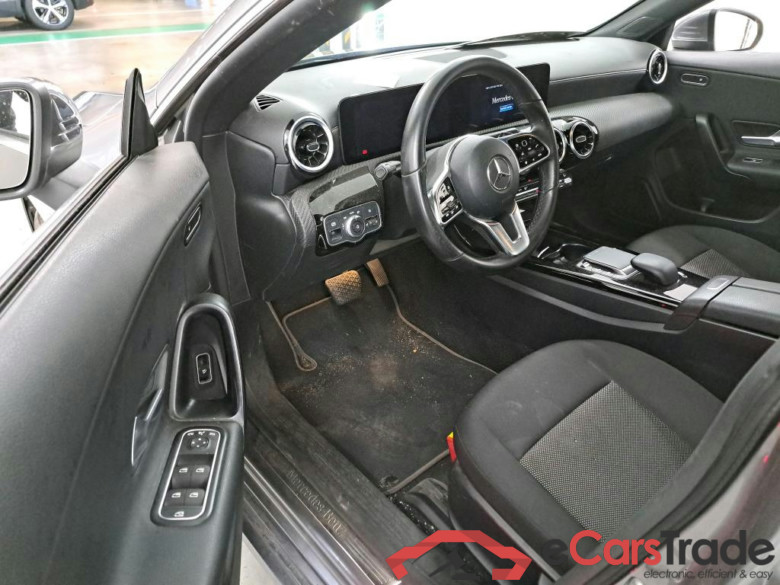 MERCEDES-BENZ CLA 2.0 CLA 180 D BUS SOLUTION ESSENTIAL #5