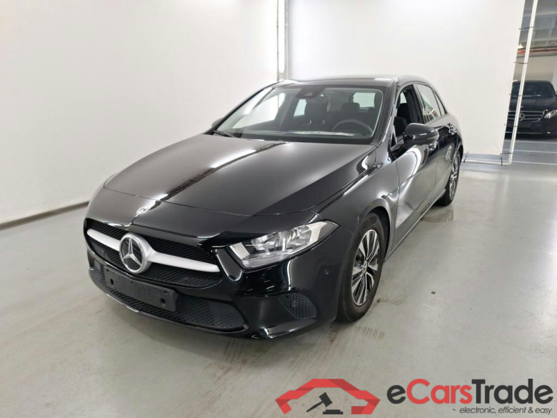 MERCEDES-BENZ CLASS A (W177) A 160 Business Solution