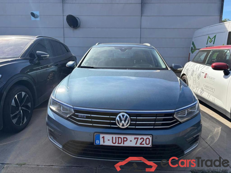 VOLKSWAGEN Passat Variant GTE SW 1.4 TSI PHEV DSG #1