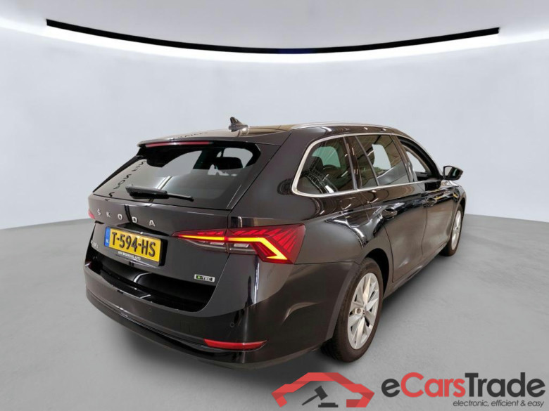 SKODA Octavia Combi 110 kW #5