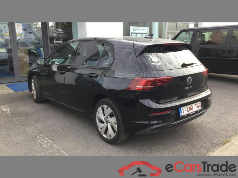 VOLKSWAGEN Golf VIII 1.5 TSI Life #3