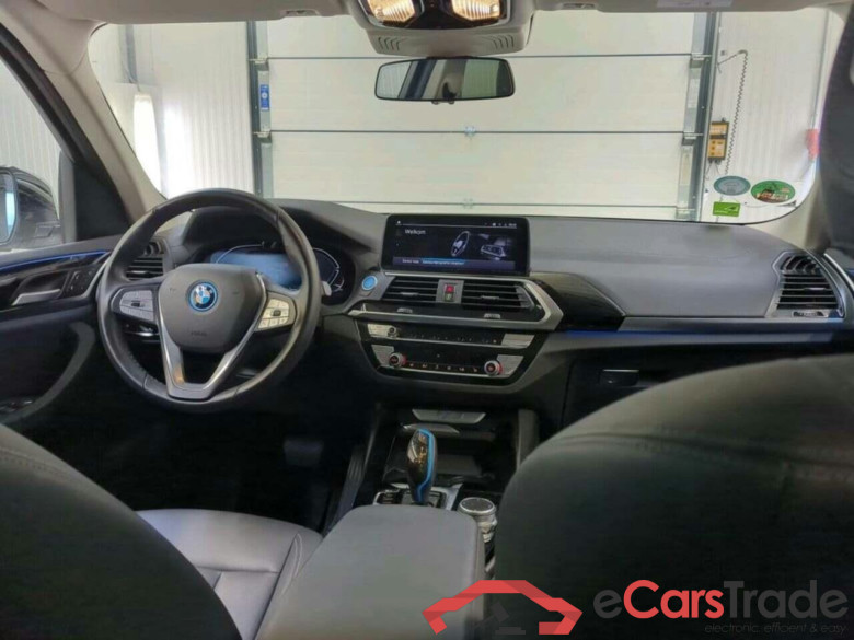 BMW iX3 Executive #3
