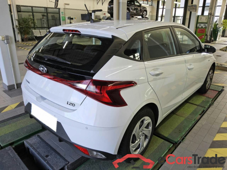 HYUNDAI i20  #4