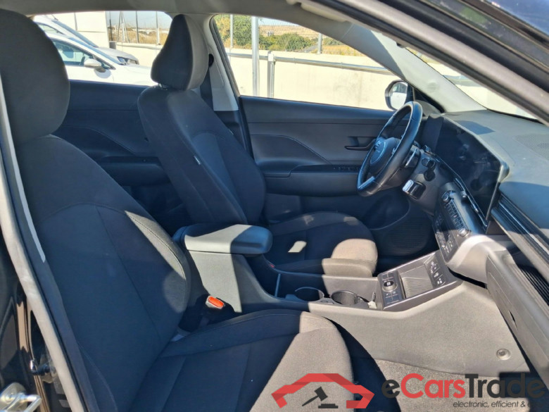 HYUNDAI Kona / 2023 / 5P / todoterreno 1.6 GDI HEV Maxx DCT #6