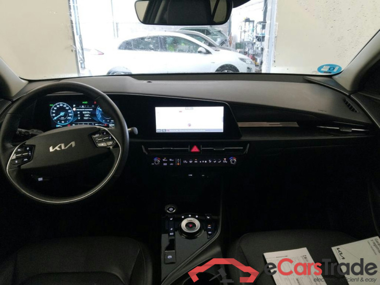 KIA e-Niro / 2022 / 5P / crossover e-Niro 150kW (204CV) Winter Edition(SP) #3