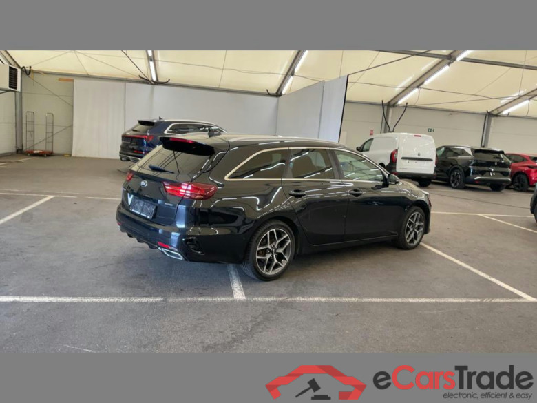 KIA Ceed SW Dsl 1.6 CRDi GT-Line ISG #4