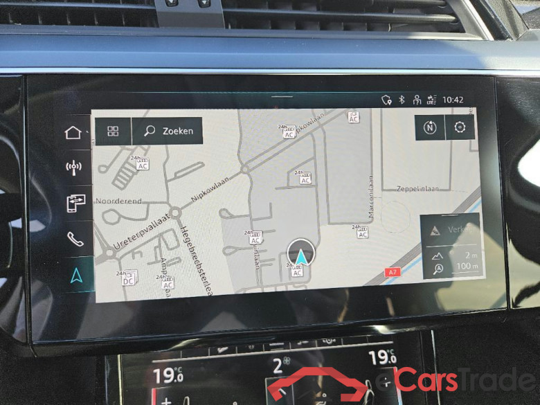 AUDI e-tron 300 kW #2