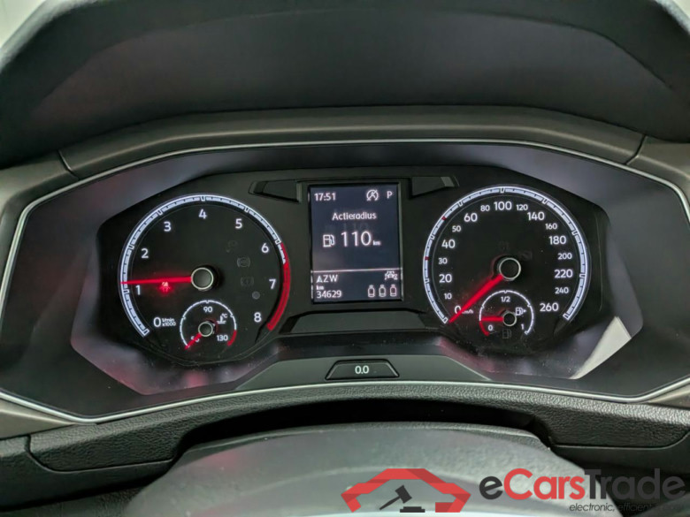 VOLKSWAGEN T-Roc 1.5 TSI Style #6