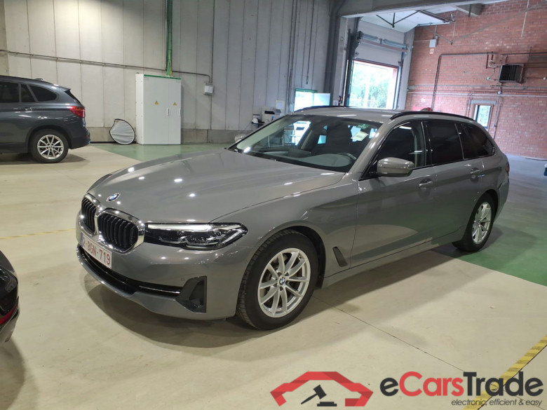 BMW 5 TOURING - 2020 520iA MHEV #1